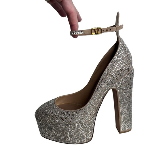 Valentino Garavani Tan-Go Pump with Crystals 155mm Size IT 41/ US 11 - Picture 2 of 12